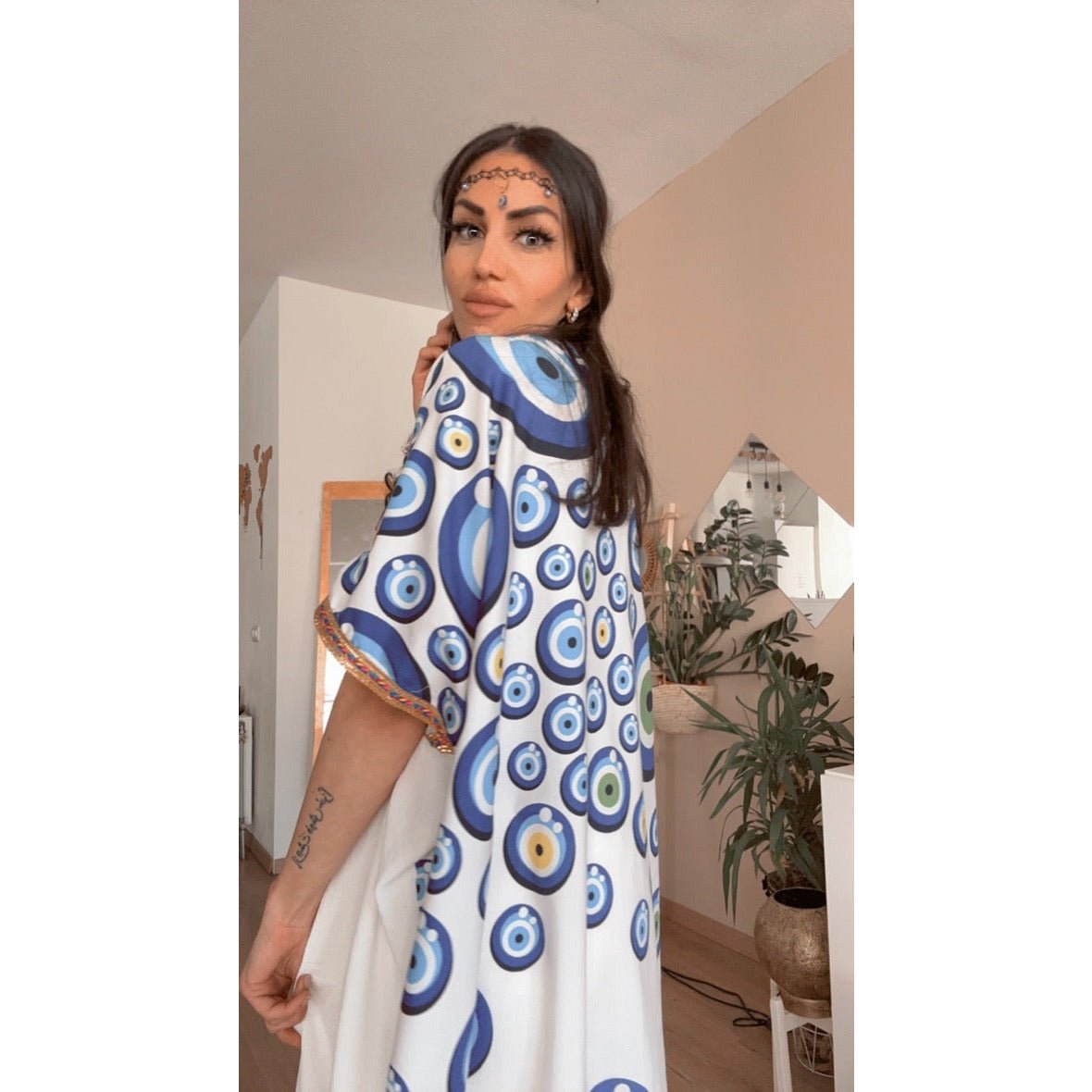 Oasis Golden Embroidered Kimono | Blue & White - Desert Goddess